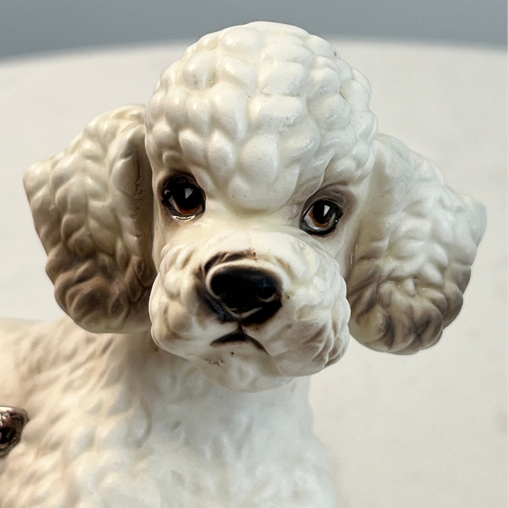 Vintage Josef Originals White Poodle Ceramic Figurine Reclining Japan MCM Dog - Picture 9 of 11